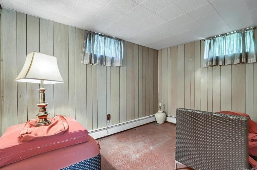 13 Maple Ln, Monroe NY 10950-1024 exterior