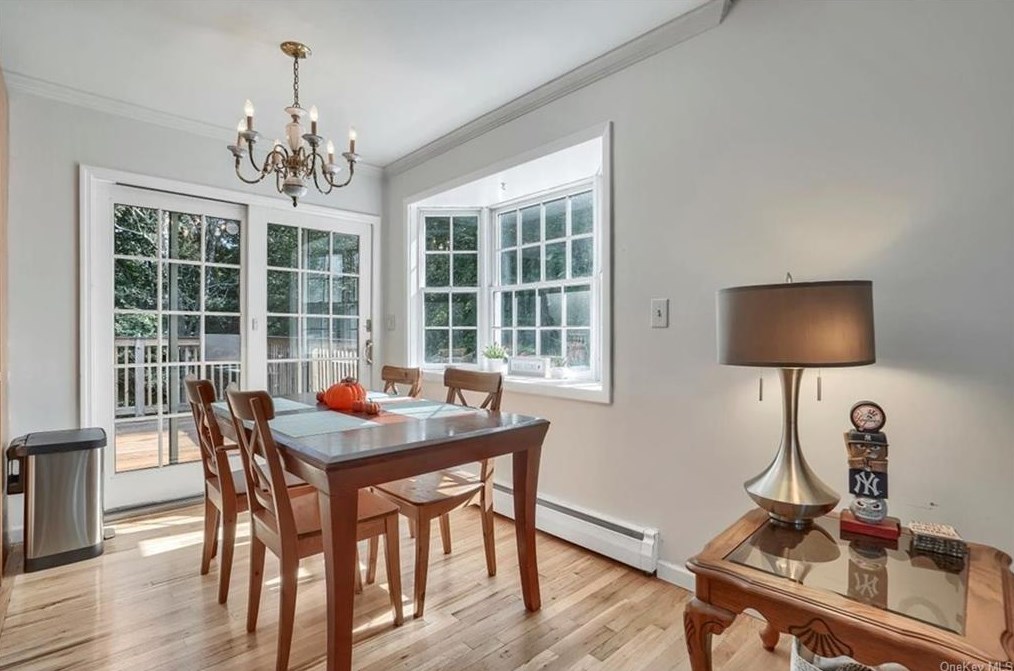 13 Maple Ln, Monroe NY 10950-1024 exterior