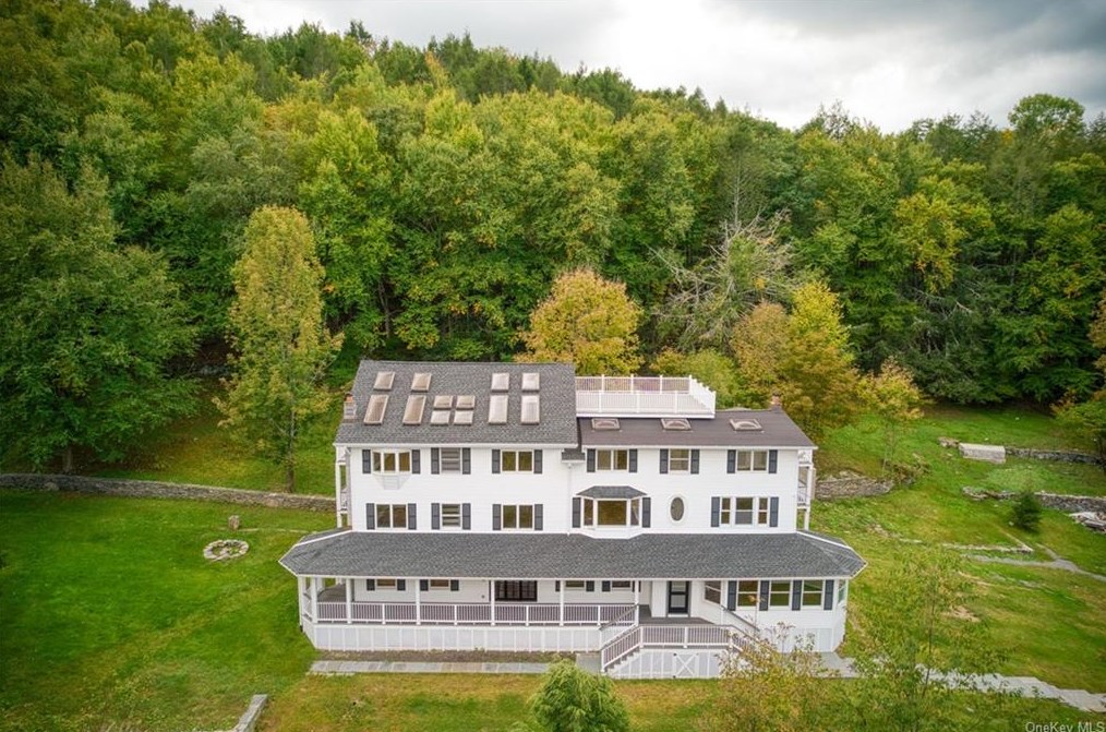 116 Spring Glen Rd, Mountaindale, NY 12763