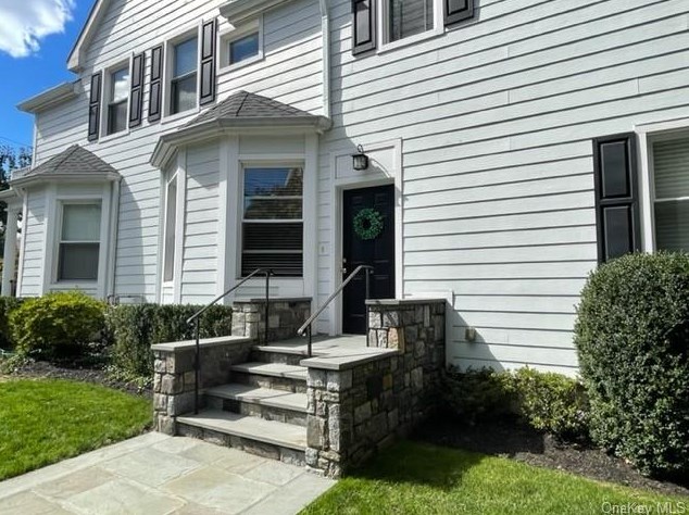 45 Underhill St #1, Yonkers, NY 10707