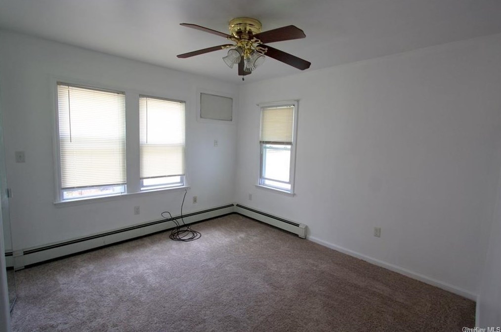105 Univoice St #1, Maybrook, NY 12543