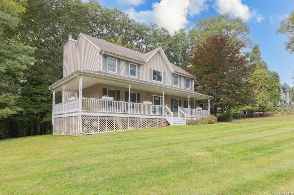 7 Klingher Ct, Mount Ivy, NY 10970-2849