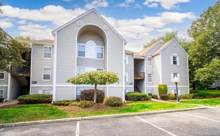 1174 Washington Green, Newburgh, NY 12553