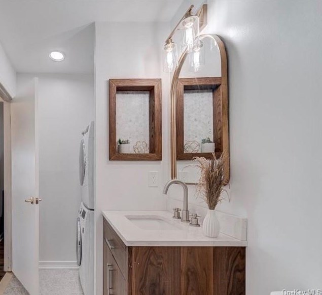 1174 Washington Grn, Newburgh NY  12553-6921 exterior