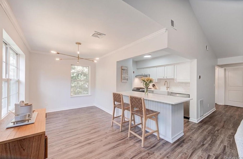 1174 Washington Grn, Newburgh NY  12553-6921 exterior