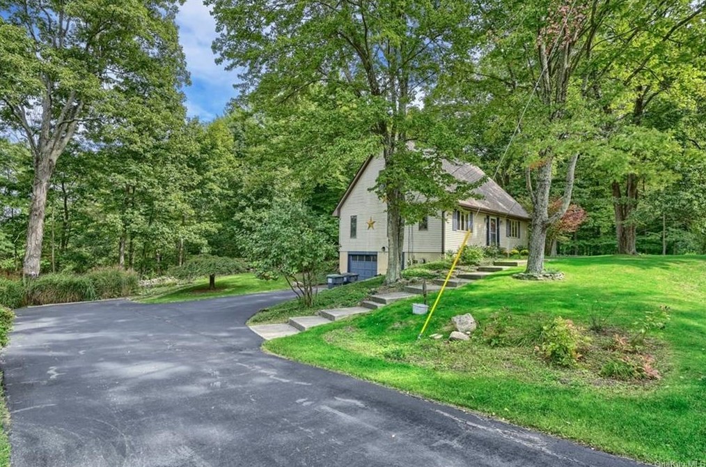 42 Scotty Terrace, Circleville, NY 10919