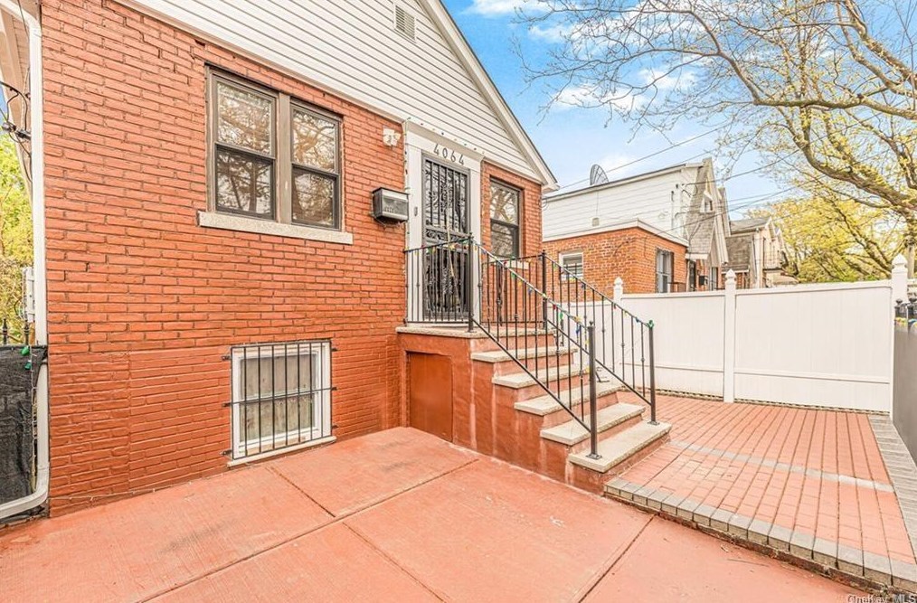 4064 Bruner Ave #1, Bronx, NY 10466