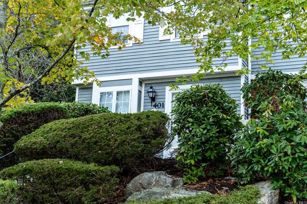 401 Twin Brook Ct, Kent Lakes, NY 10512