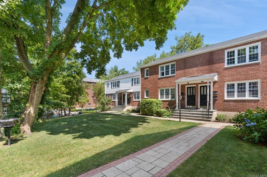 51 Cross St #3d, Yonkers, NY 10708