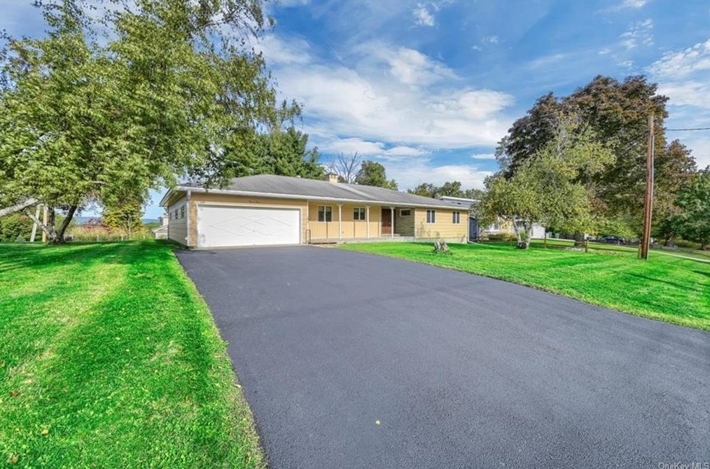 27 Kennedy Terrace, Middletown, NY 10940