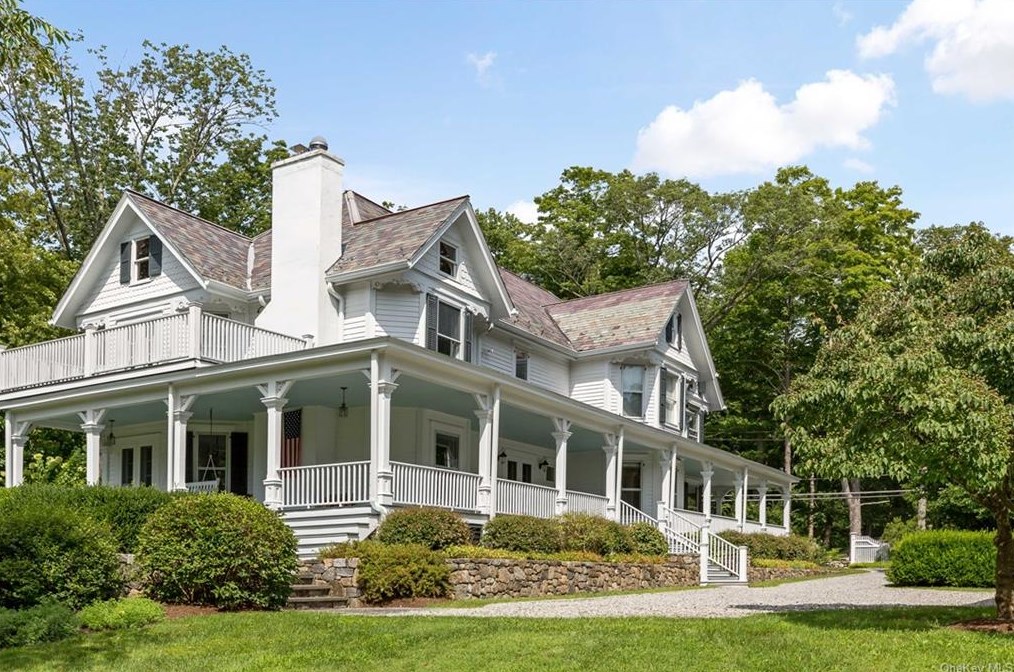 24 Mead St, Waccabuc, NY 10597