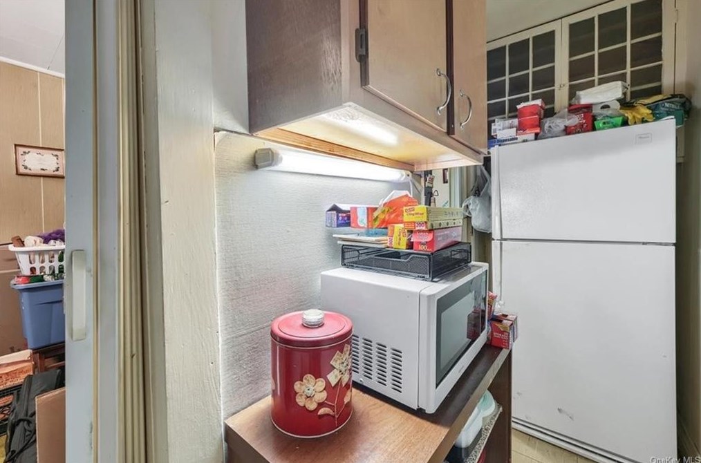 82 Prospect St, Newburgh NY 12550-4716 exterior