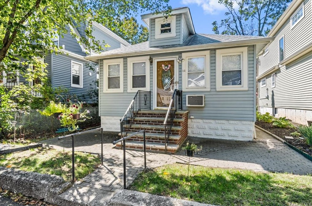 11 Linden Ave #11, Bronx, NY 10465