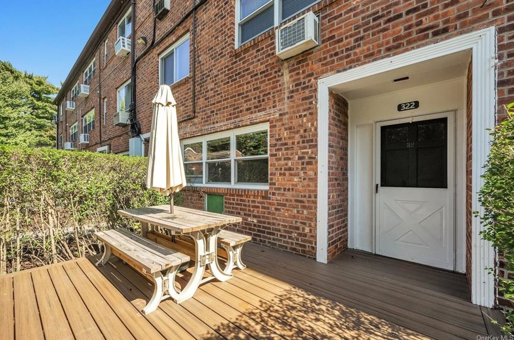 10 Fieldstone Dr #322, Hartsdale, NY 10530