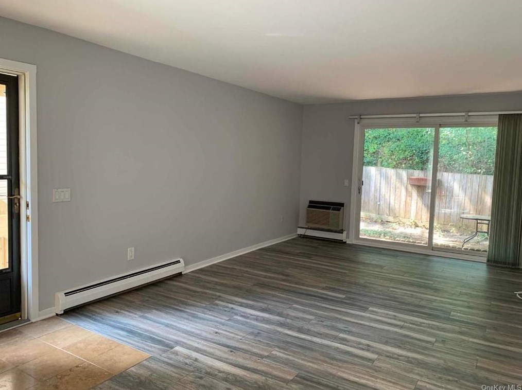 21 Hillside Ter Apt G, White Plains, NY
