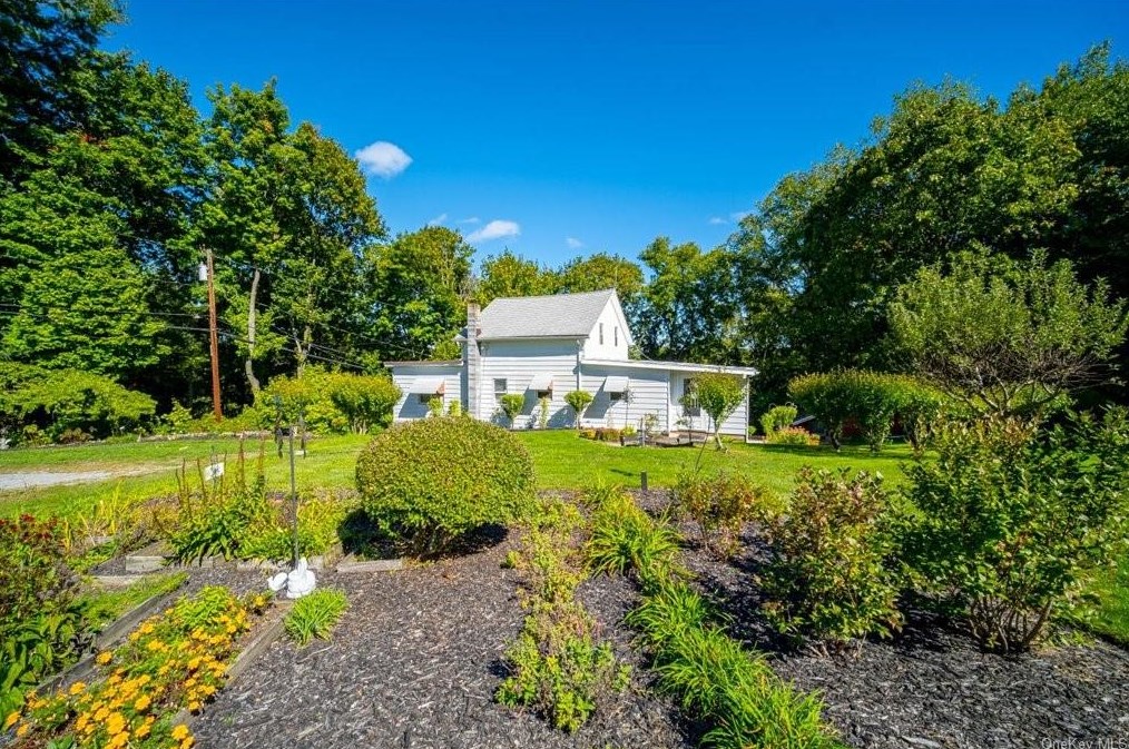 87 South St, Marlborough, NY 12542
