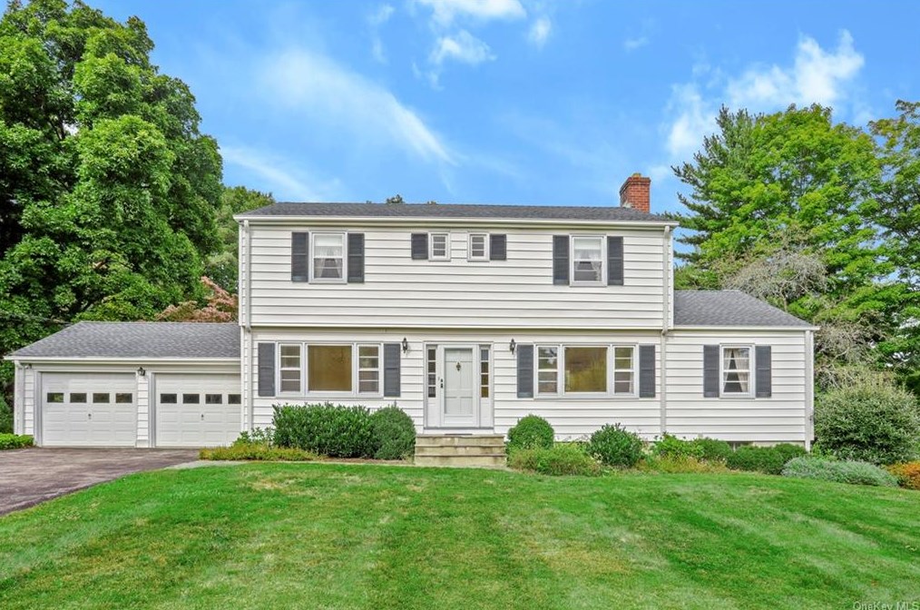 104 Devoe Rd, Chappaqua, NY 10514