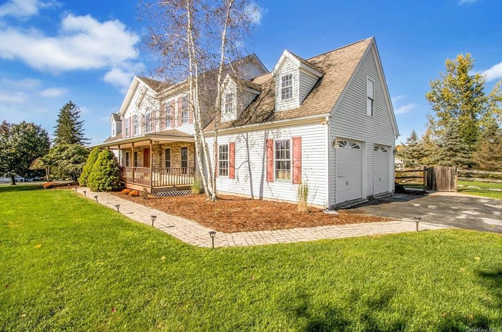 228 Dawn Dr, Westtown, NY 10998