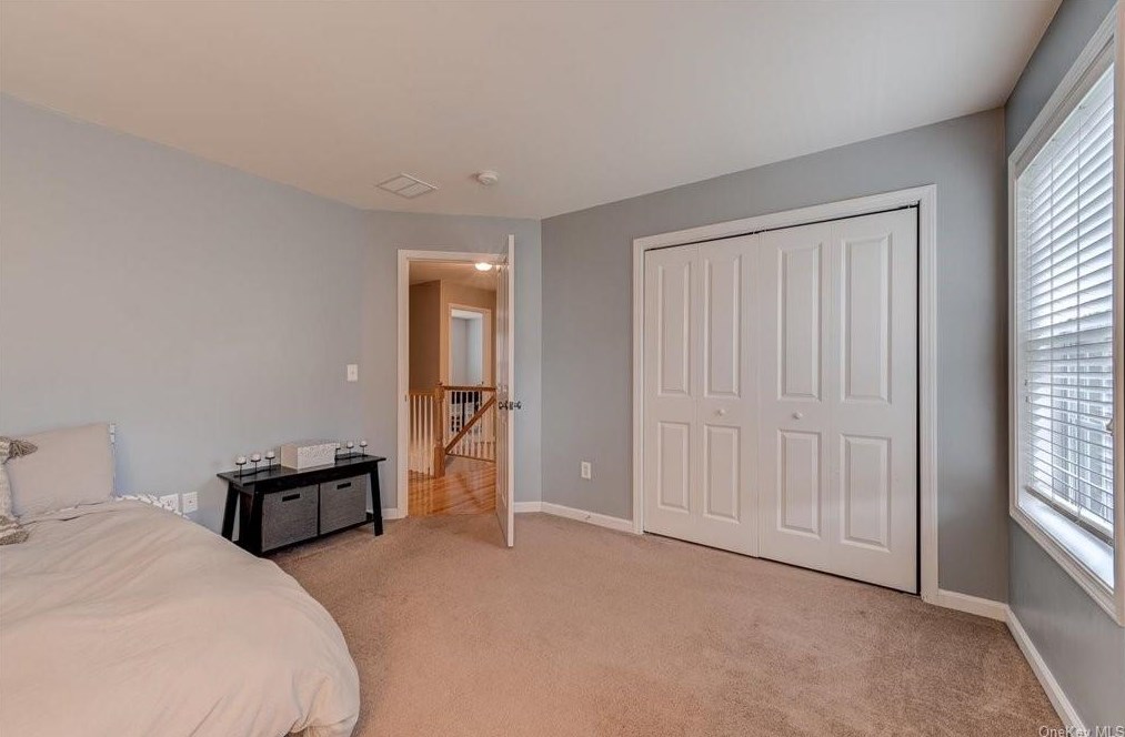 6 Allyson Ct, Goshen NY  10924-5513 exterior