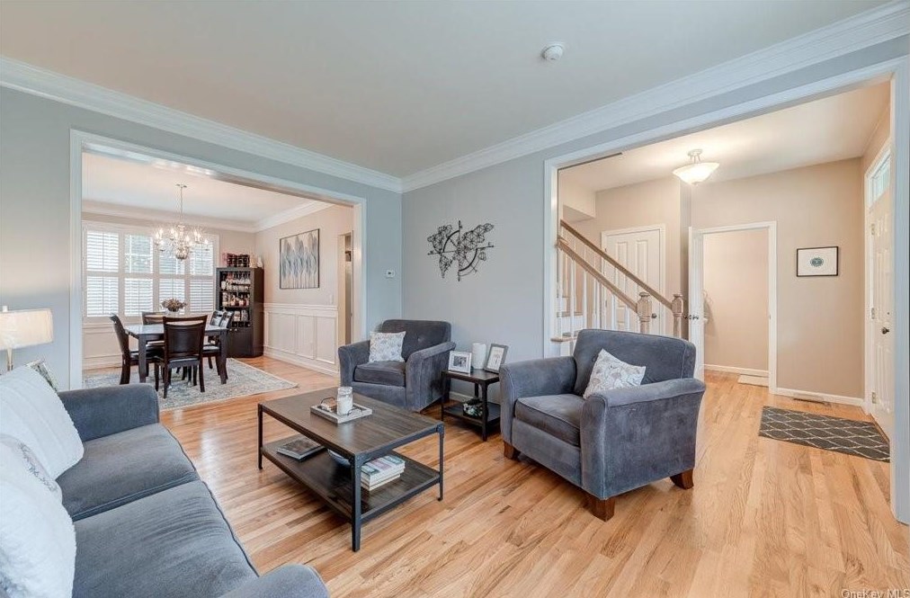 6 Allyson Ct, Goshen NY  10924-5513 exterior