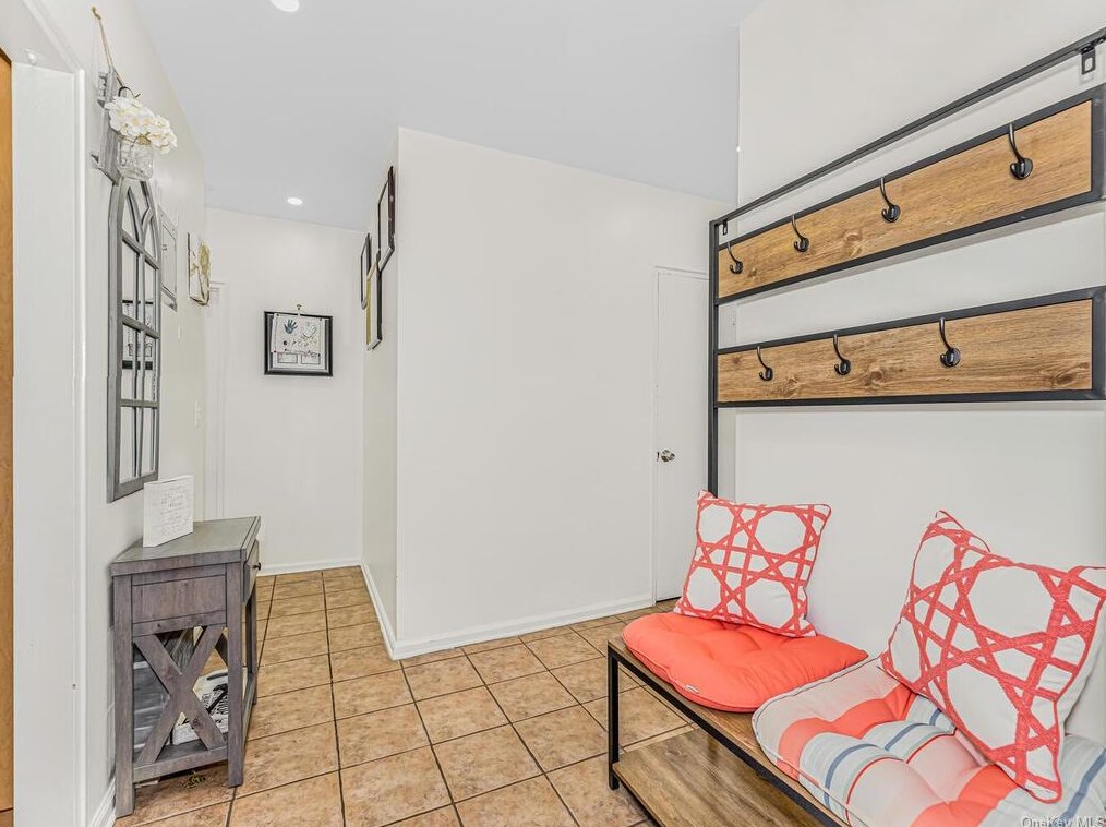 3701 Henry Hudson Pkwy #3a, Bronx, NY 10463