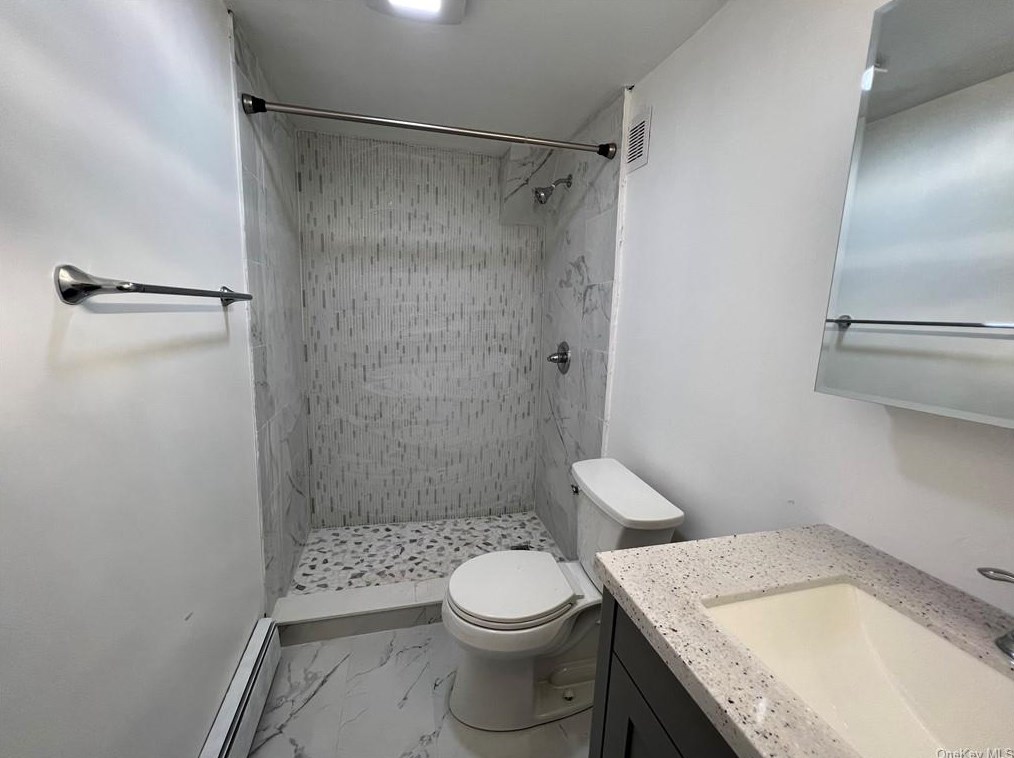 126 Overlook Rd, Poughkeepsie NY  12603-6200 exterior