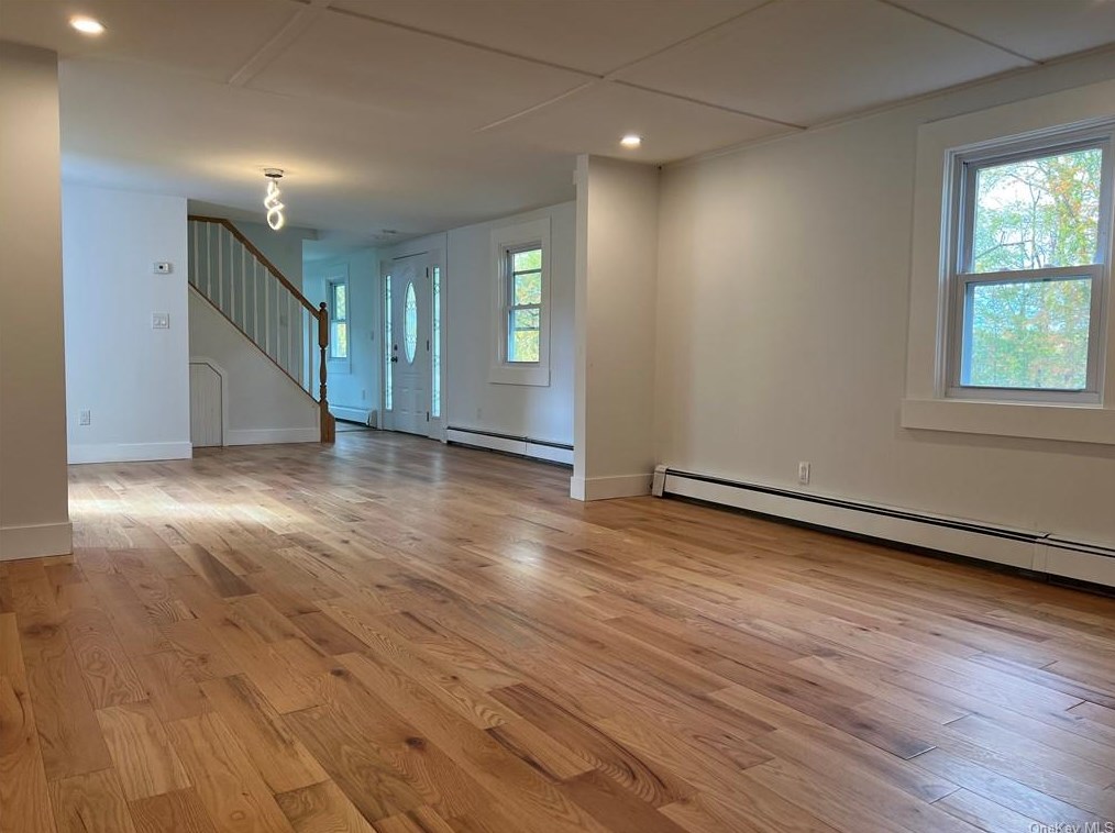 126 Overlook Rd, Poughkeepsie NY  12603-6200 exterior