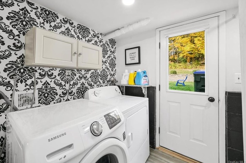 290 Candlestick Hill Rd, Newburgh NY  12550-1001 exterior