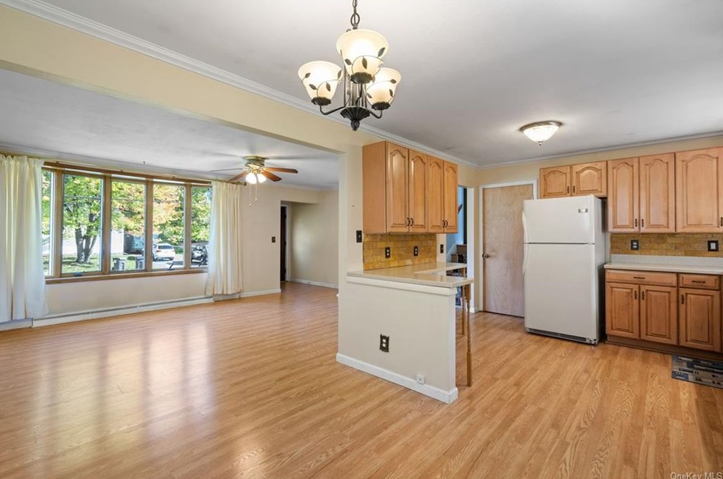 21 Alfred Pl, Walden NY  12586-1334 exterior