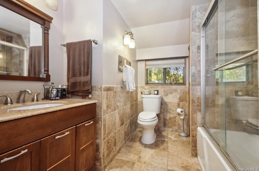 20 Woodland Terrace Ct, Kent Lakes NY  10512-3601 exterior