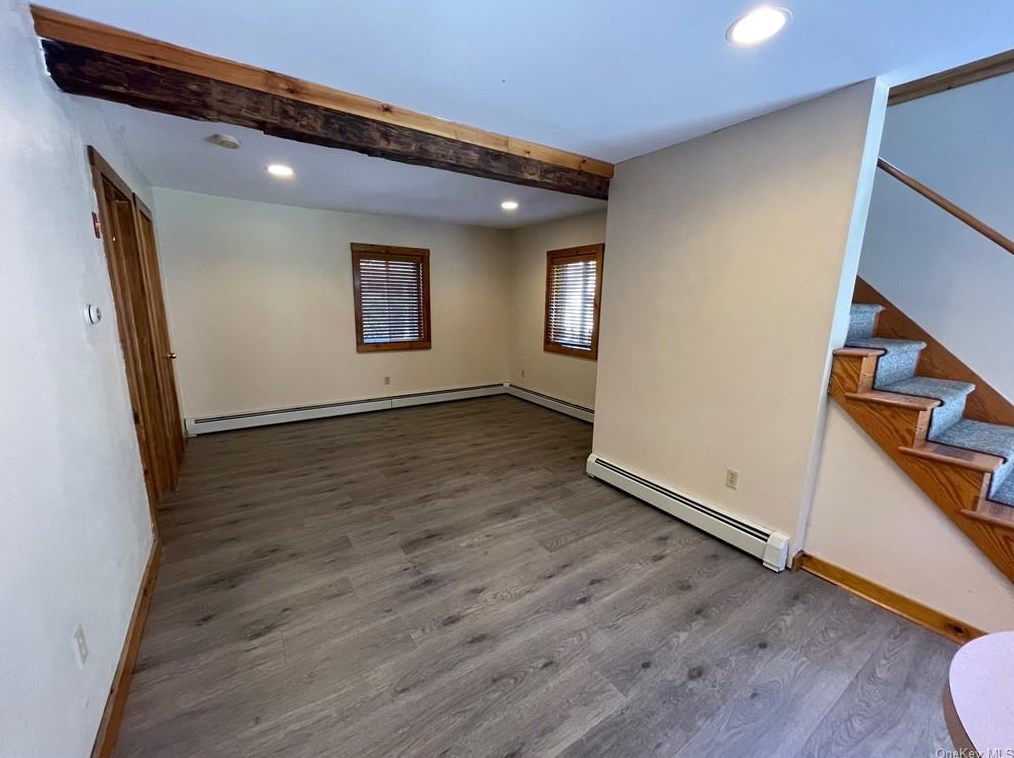 47 South St, Warwick, NY 10990