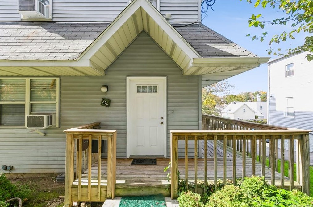 276 W Post Rd, White Plains, NY 10605