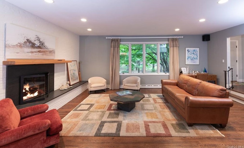 9 Lewis Rd, Irvington On Hudson, NY 10533-2004