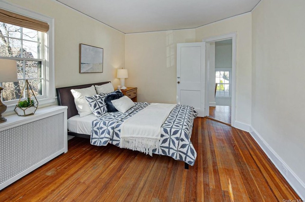 46 Concord Ave, Larchmont NY  10538-2928 exterior