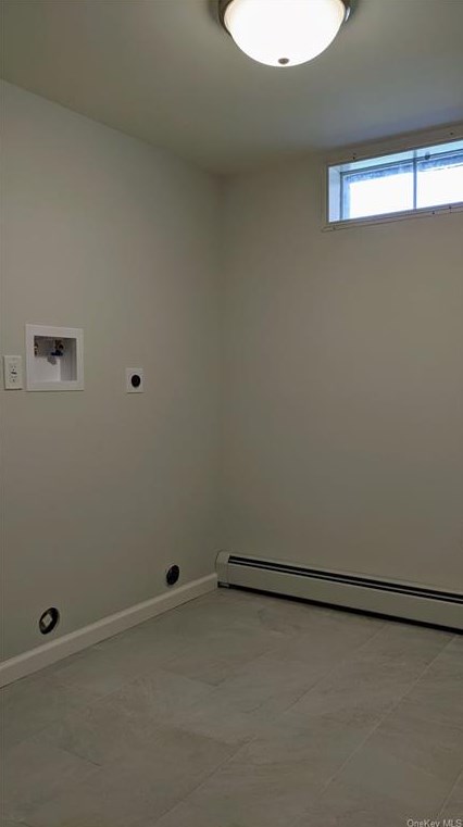 5 Crest Ct, East Fishkill NY  12533-5059 exterior