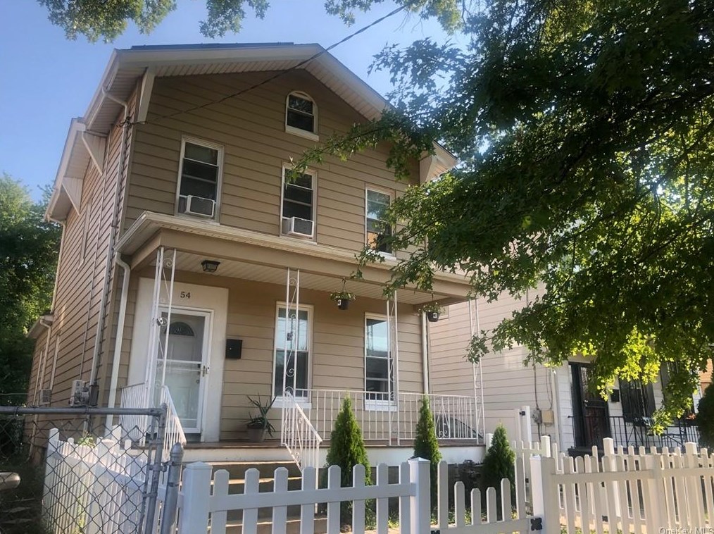54 Adams St, Mount Vernon, NY 10550