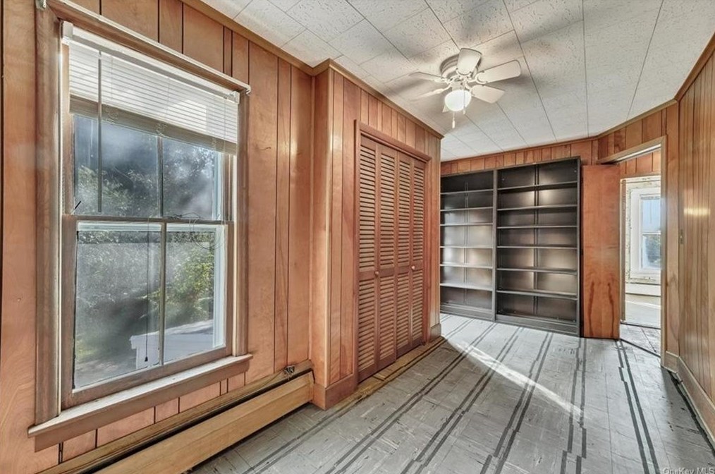 20 Plank Rd, Newburgh NY  12550-1980 exterior