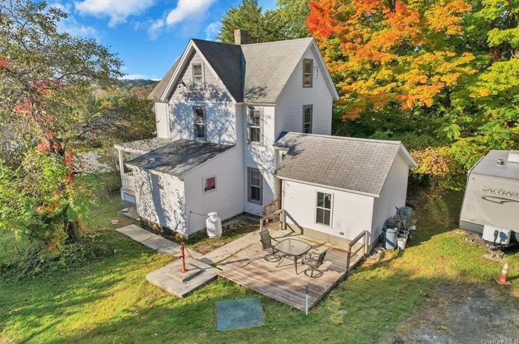 20 Plank Rd, Newburgh NY  12550-1980 exterior