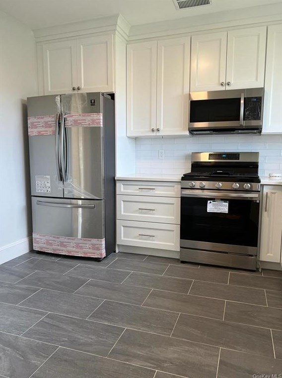 116 Petersville Rd #1, New Rochelle, NY 10801