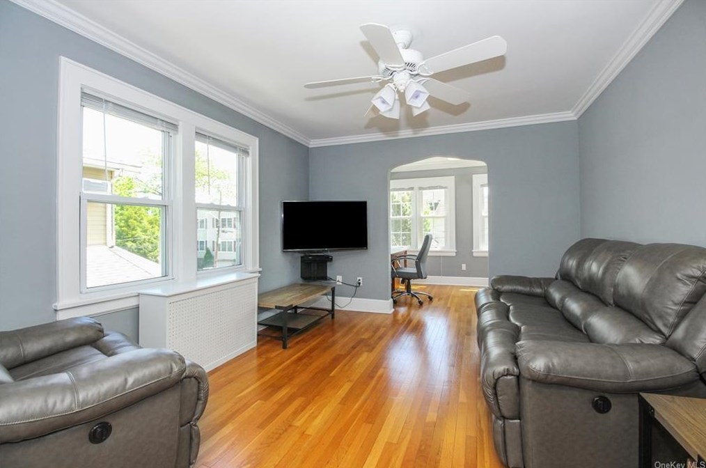 38 Park Pl #2, Harrison, NY 10528