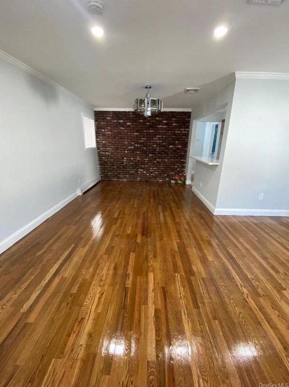 670 Vernon Ave, Hempstead, NY 11554