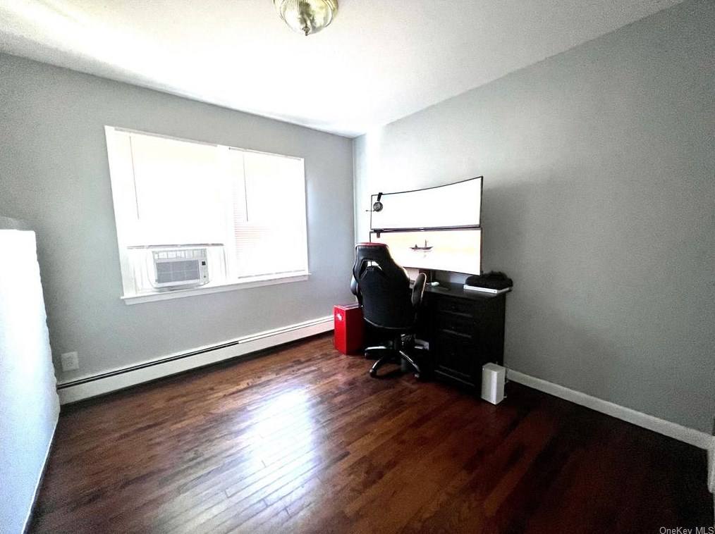 709 Hall St #1, Mamaroneck, NY 10543