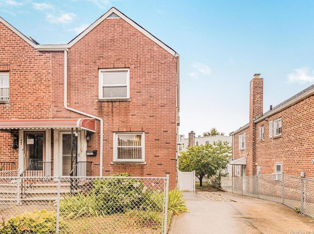 1451 Merry Ave, Bronx, NY 10461