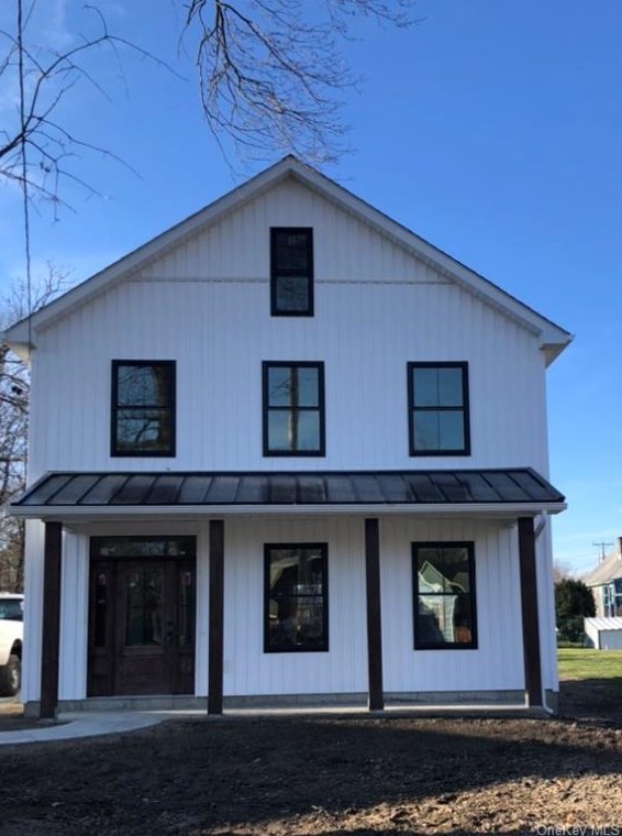 90 Railroad Ave, Montgomery, NY 12549