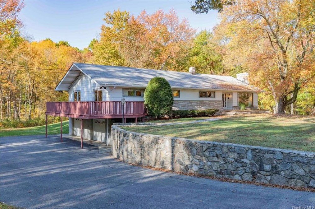 81 Clove Branch Rd, East Fishkill, NY 12533