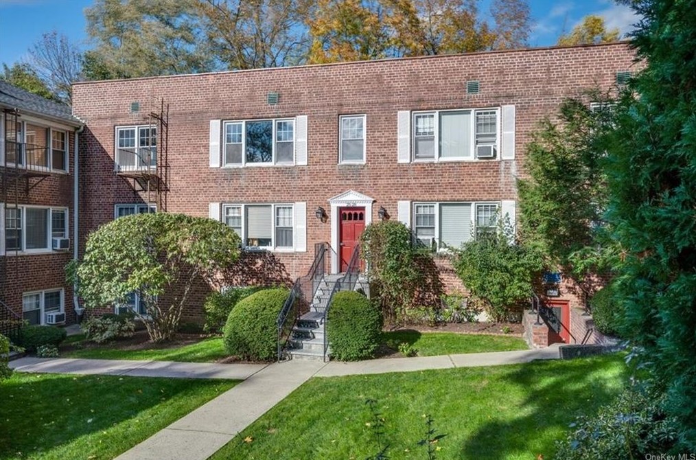 14 Soundview Ave #28, White Plains, NY 10606