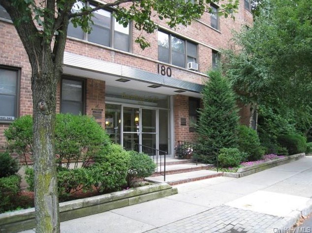 180 E Hartsdale Ave #4e, Hartsdale, NY 10530