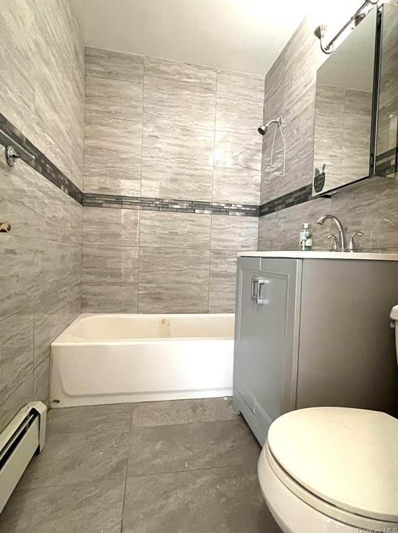 4416 Matilda Ave #2nd Floor, Bronx, NY 10470