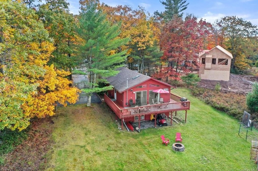 17 Picadilly Ct, Rock Hill, NY 12775