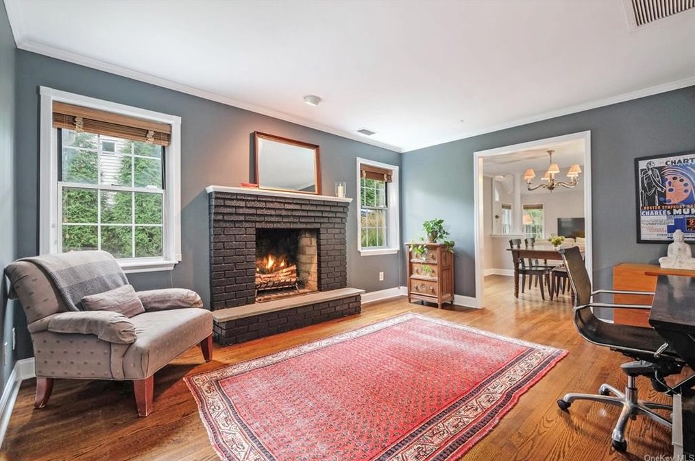 4 Fairlawn Ct, Rye NY exterior